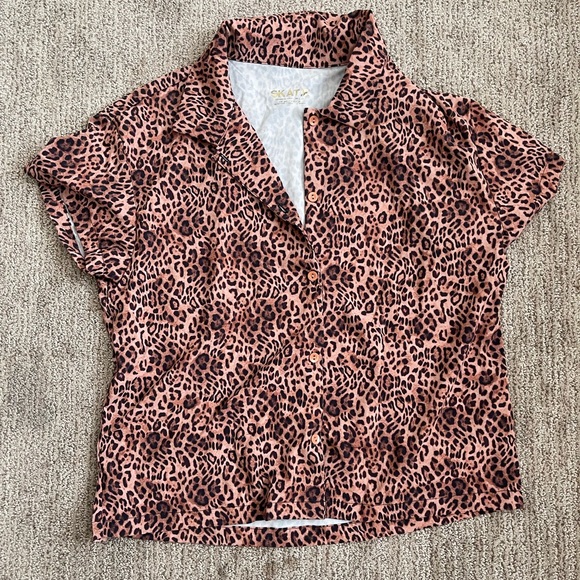 Skatie Cheetah Top - Picture 1 of 2